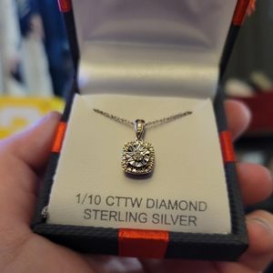 1/10 Diamond Necklace 18"